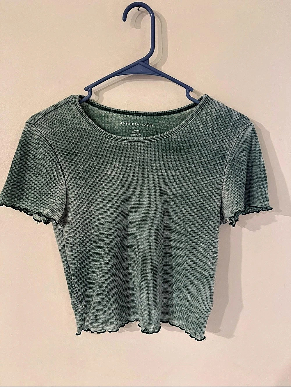 American Eagle Textured Short Sleeve Tee in Green Size Small